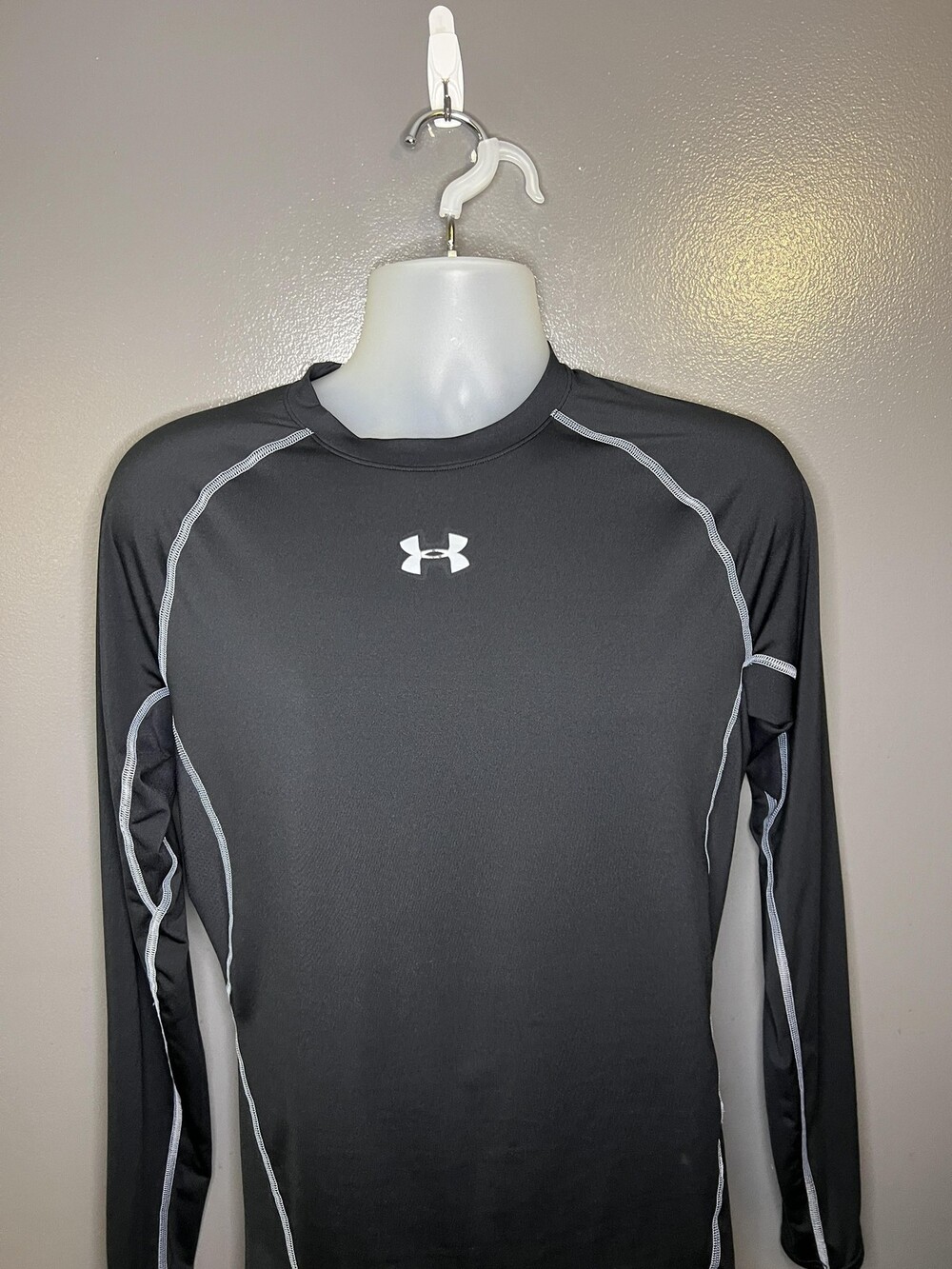 Under Armour Shirt Mens XL Black HeatGear Compression Long Sleeve Baselayer